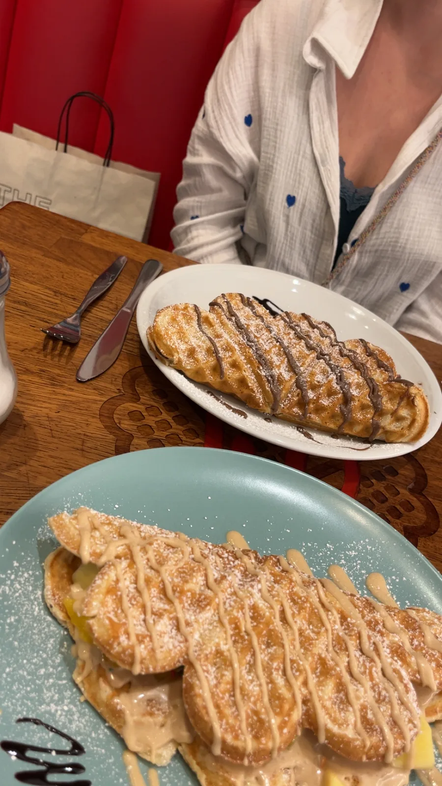 Waffeln bei einem gemeinsamen Essen
